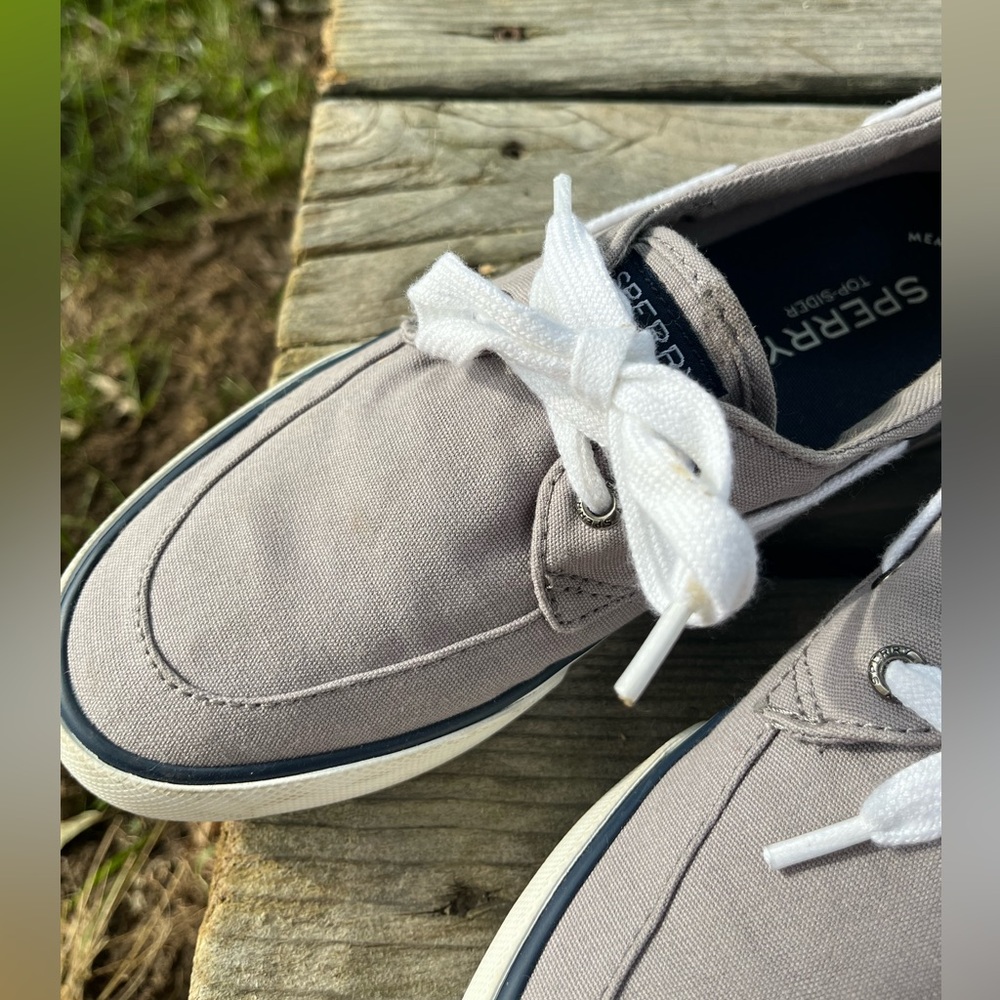 Women’s SPERRY Boat Shoe Loafers, gray w/white laces, very gently used, sz 7 - Picture 6 of 8